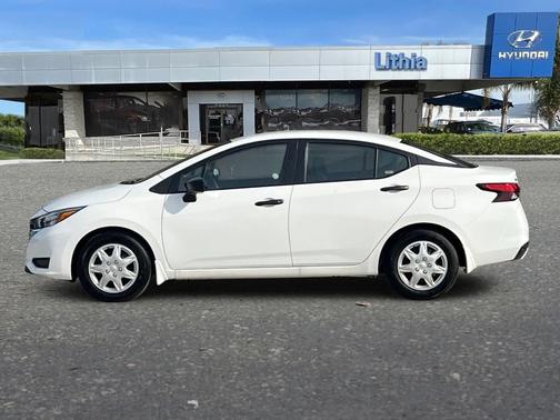 2025 Nissan Versa 1.6 S