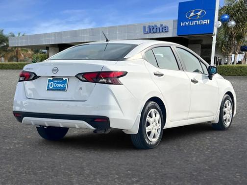 2025 Nissan Versa 1.6 S