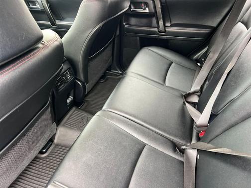 2021 Toyota 4Runner Venture