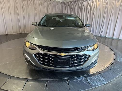 Sterling Gray Metallic 2023 Chevrolet Malibu LT