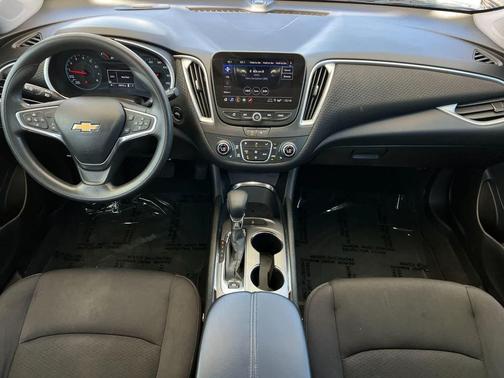 Sterling Gray Metallic 2023 Chevrolet Malibu LT