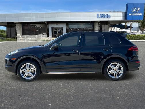 Black 2016 Porsche Cayenne Cayenne