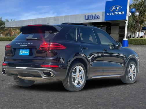 Black 2016 Porsche Cayenne Cayenne