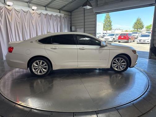 Iridescent Pearl Tricoat 2016 Chevrolet Impala LT