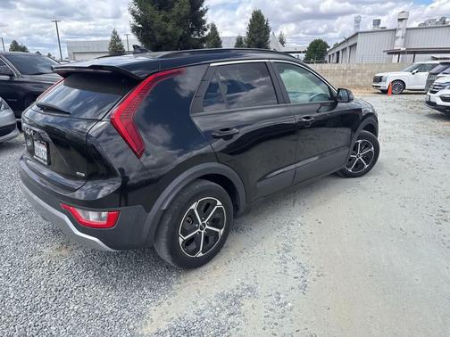 Aurora Black Pearl 2023 Kia Niro LX