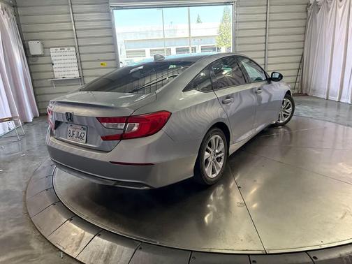 Lunar Silver Metallic 2019 Honda Accord LX