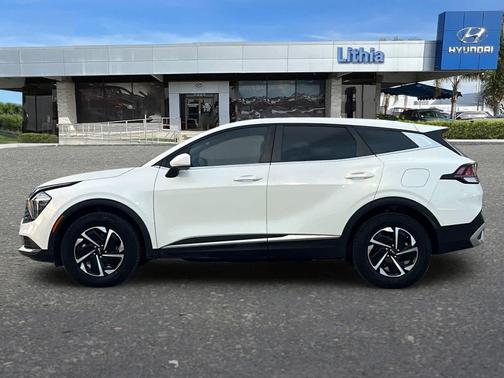 2023 Kia Sportage Hybrid LX