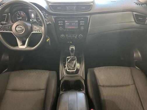 Magnetic Black 2017 Nissan Rogue S