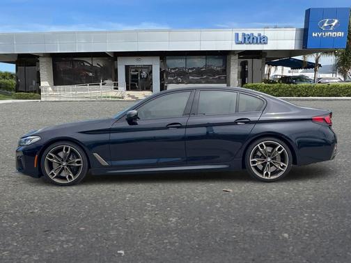 Carbon Black Metallic 2022 BMW M550 i Xdrive