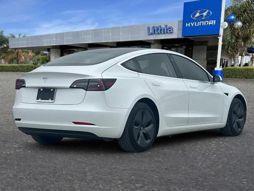 2019 Tesla Model 3 Standard Range Plus