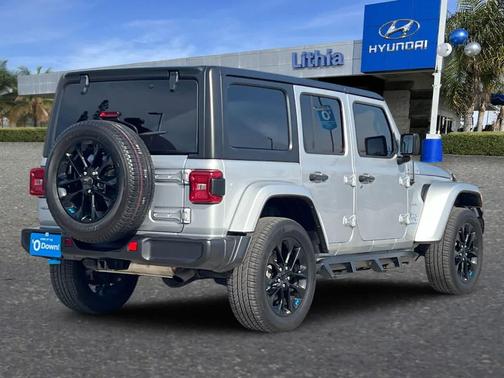 Silver Zynith Clearcoat 2023 Jeep Wrangler 4xe Sahara