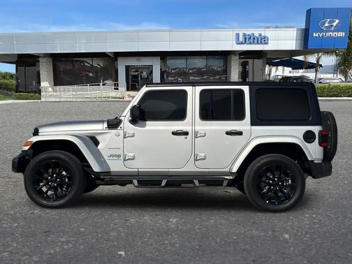 Silver Zynith Clearcoat 2023 Jeep Wrangler 4xe Sahara