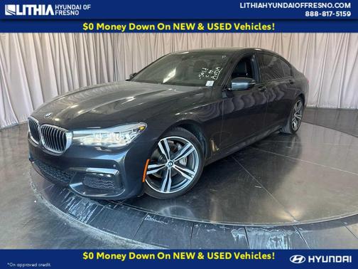Singapore Gray Metallic 2019 BMW 740 740i