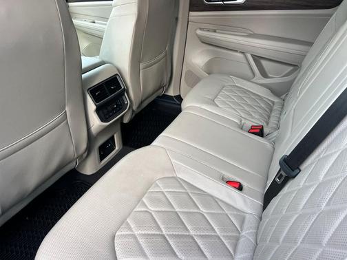 2024 Volkswagen Atlas 2.0T SEL Premium R-Line 4MOTION