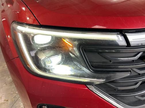 2024 Volkswagen Atlas 2.0T SEL Premium R-Line 4MOTION