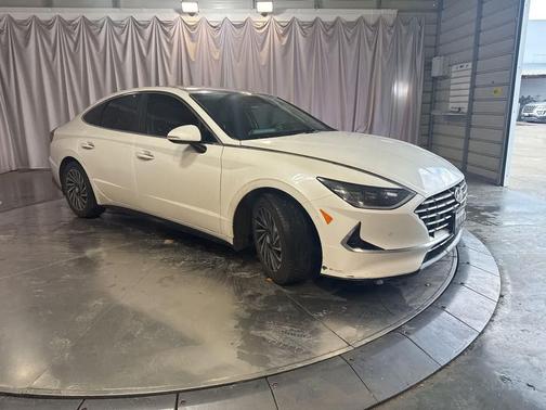 2022 Hyundai SONATA Hybrid Limited