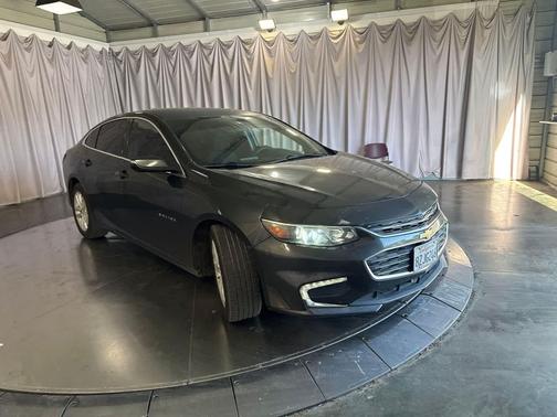 Nightfall Gray Metallic 2018 Chevrolet Malibu LT