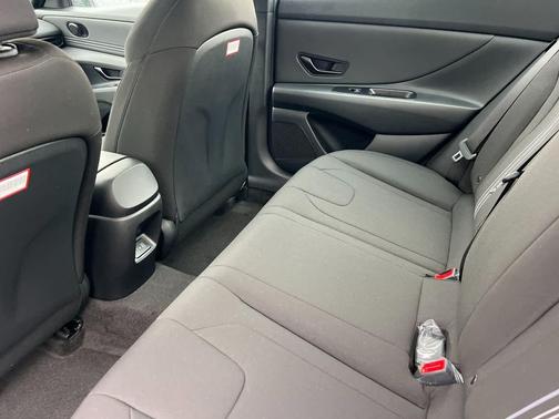 2026 Hyundai ELANTRA Sport