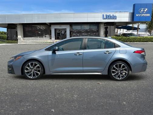 Celestite 2020 Toyota Corolla SE