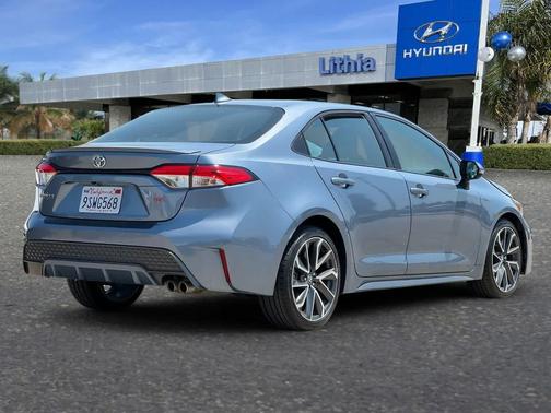 Celestite 2020 Toyota Corolla SE