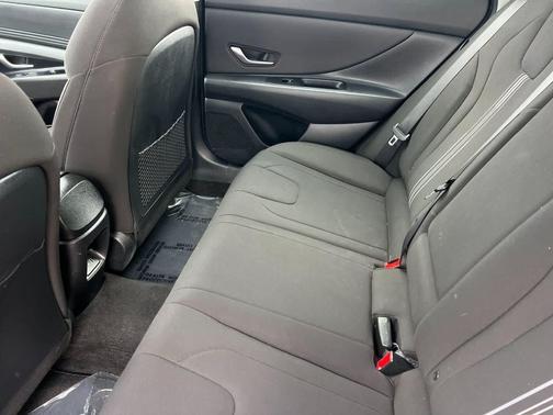 Abyss Black 2024 Hyundai ELANTRA SEL
