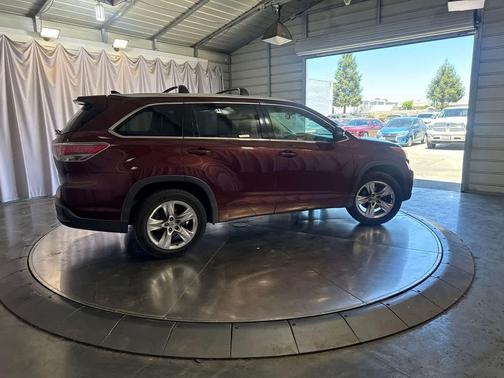 Ooh La La Rouge Mica 2015 Toyota Highlander Limited