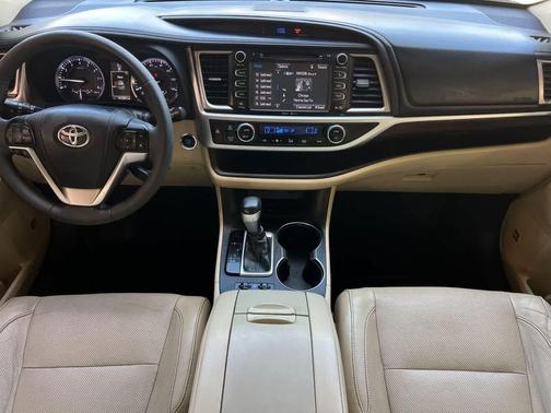 Ooh La La Rouge Mica 2015 Toyota Highlander Limited