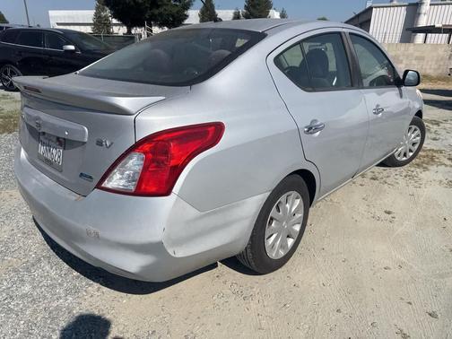2014 Nissan Versa 1.6 SV