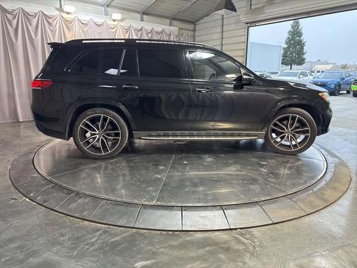 2022 Mercedes-Benz GLS 450 4MATIC