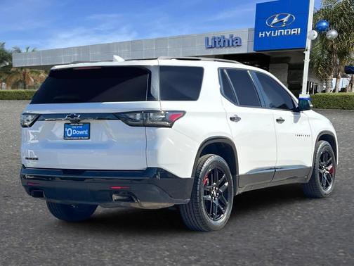 2021 Chevrolet Traverse Premier