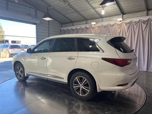 2017 INFINITI QX60 Base