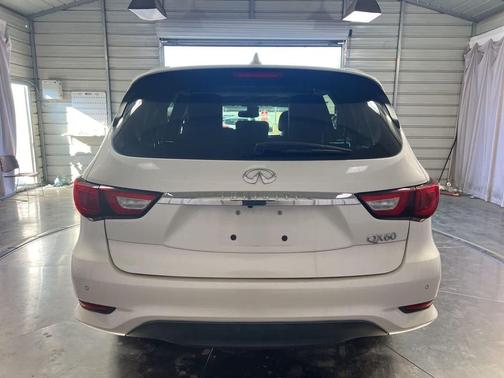 2017 INFINITI QX60 Base
