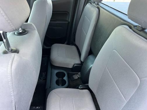 2017 Chevrolet Colorado LT