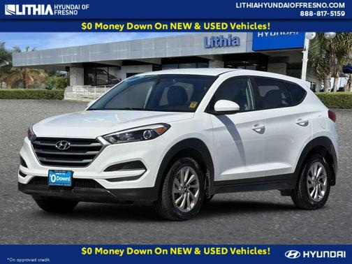 Dazzling White 2017 Hyundai TUCSON SE