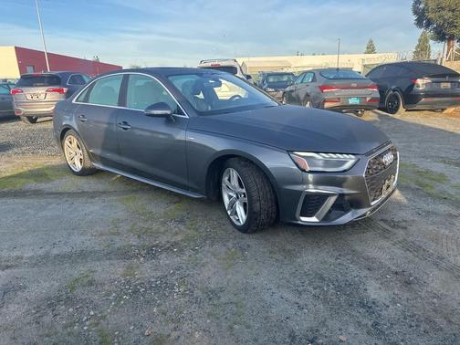 2024 Audi A4 45 S line Premium Plus