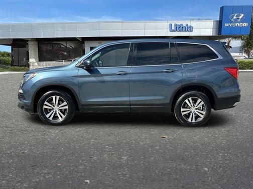 Blue 2017 Honda Pilot EX