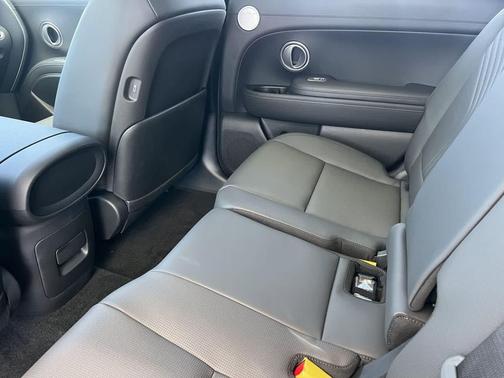 Abyss Black Pearl 2026 Hyundai Palisade Hybrid SEL 8P