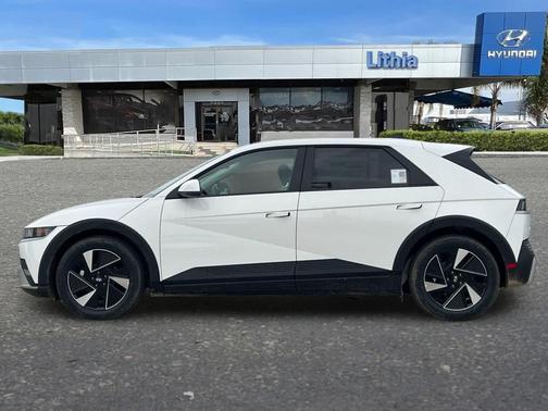 2026 Hyundai IONIQ 5 SE Standard Range