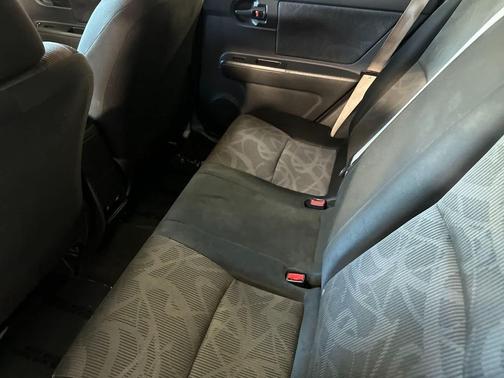 Silver Ignit10n 2013 Scion xB 10 Series