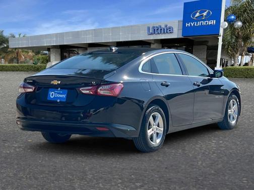 2022 Chevrolet Malibu LT