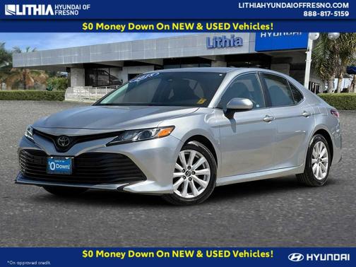 Celestial Silver Metallic 2018 Toyota Camry LE