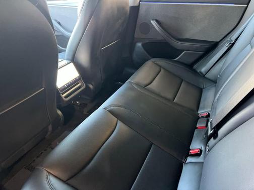 2025 Tesla Model 3 Standard Range