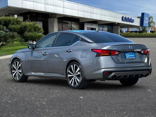 2020 Nissan Altima SR FWD
