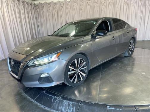 2020 Nissan Altima SR FWD