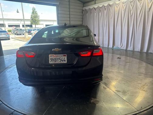 Dark Ash Metallic 2023 Chevrolet Malibu LT