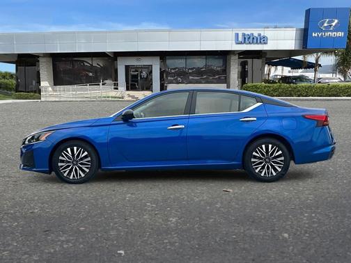 Bluestone Pearl 2025 Nissan Altima SV