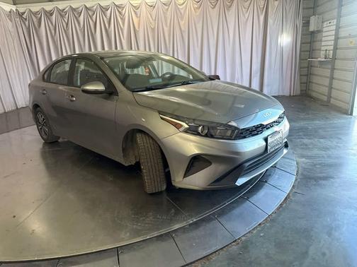 Steel Gray 2022 Kia Forte LXS