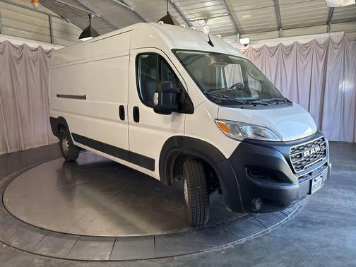 Bright White Clearcoat 2023 RAM ProMaster 2500 High Roof