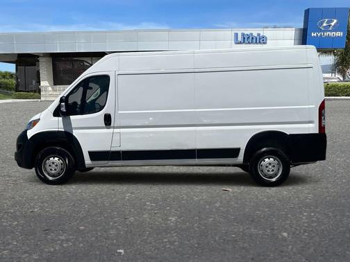 Bright White Clearcoat 2023 RAM ProMaster 2500 High Roof