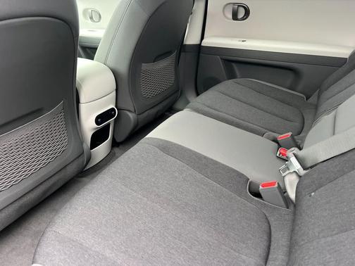 2025 Hyundai IONIQ 5 SE